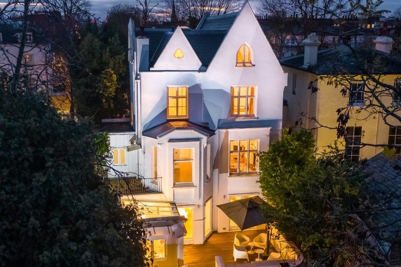 6 Bedroom House for sale in St John's Wood, London,  NW8 0QD