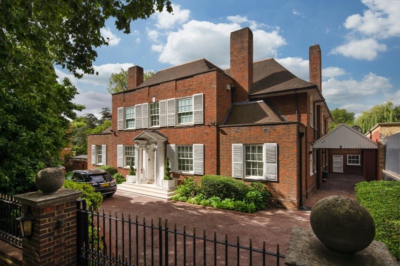 6 Bedroom House for sale in St John's Wood, London,  NW8 6HR